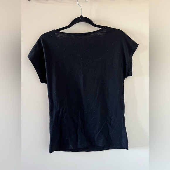Black top 🖤 - Picture 3 of 3